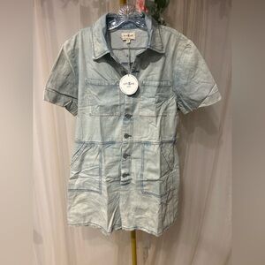 Umgee Denim Light Wash Utility Romper Short Sleeve Size M NWT